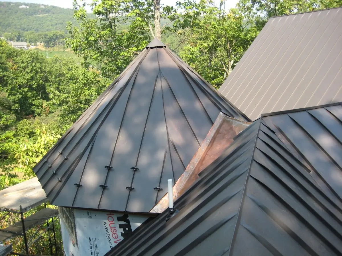 Professional Roof Tarp Installation by Craftsman Roofing in Sorrento